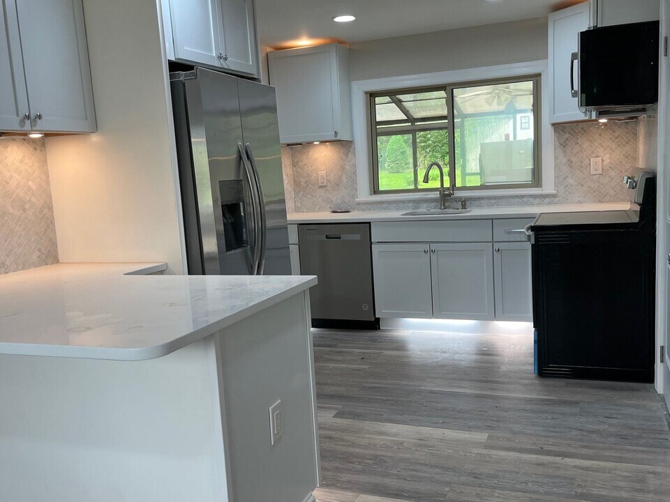 2650 Morris Rd in Lansdale, PA - Building Photo