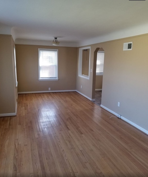 14646 Trenton Rd in Southgate, MI - Building Photo - Building Photo