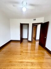 2316 N Leclaire Ave in Chicago, IL - Building Photo - Building Photo