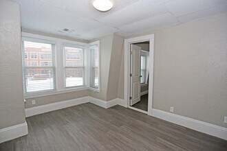 133 Eutaw St, Unit 2 in Boston, MA - Building Photo - Building Photo