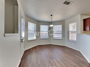 1703 Hope Town Dr in Mansfield, TX - Foto de edificio - Building Photo