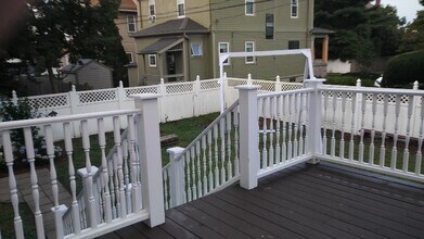 107 Ash St, Unit 1 in New Bedford, MA - Building Photo - Building Photo