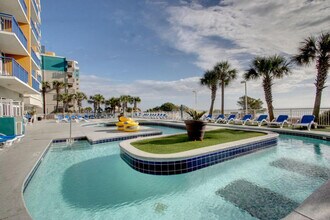 1700 N Ocean Blvd in Myrtle Beach, SC - Building Photo - Building Photo