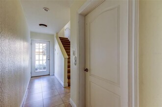1531 Ember Ln in Tarpon Springs, FL - Building Photo - Building Photo