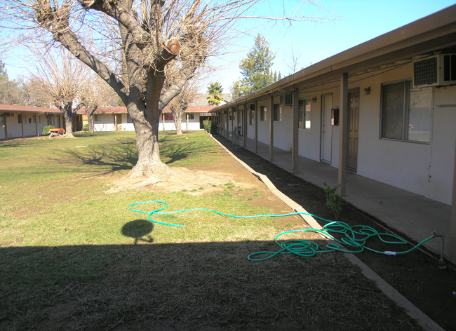 Parkside Apartments in Carmichael, CA - Foto de edificio - Building Photo