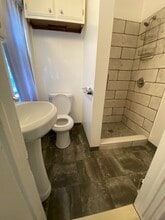 217 Hamilton Ave, Unit 1 in Trenton, NJ - Building Photo - Building Photo