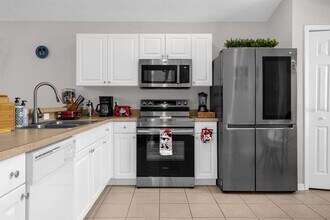 326 Tivoli Cir in Davenport, FL - Building Photo - Building Photo