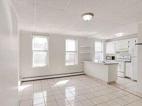 156 Bennington St in East Boston, MA - Building Photo - Building Photo