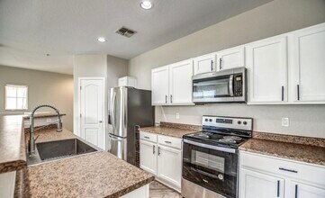 7515 S 30th Pl in Phoenix, AZ - Building Photo - Building Photo