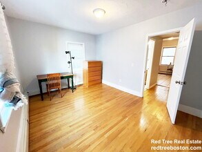 40 Plymouth St in Cambridge, MA - Building Photo - Building Photo