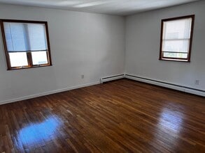 480 Central Blvd, Unit 2 in Fort Lee, NJ - Foto de edificio - Building Photo