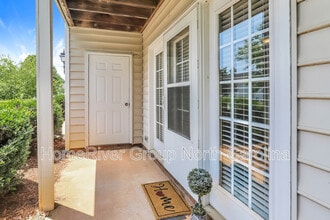 802 Moultrie Ct in Greensboro, NC - Building Photo - Building Photo