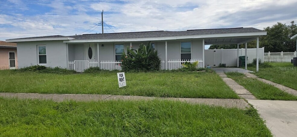 480 Sharon Cir in Port Charlotte, FL - Building Photo