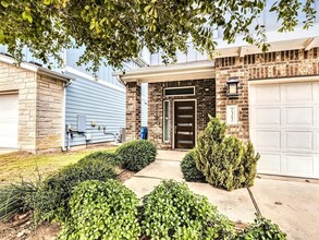 7312 Oberon St in Austin, TX - Building Photo - Building Photo