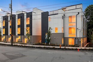 1766C 14th Ave S in Seattle, WA - Building Photo