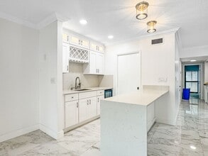 16506 Bridge End Rd in Miami Lakes, FL - Building Photo - Building Photo
