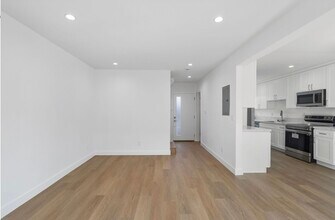 2915 Hauser Blvd, Unit Unit 3 in Los Angeles, CA - Building Photo - Building Photo