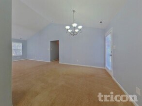 212 Brookstone Dr in Mount Holly, NC - Building Photo - Building Photo