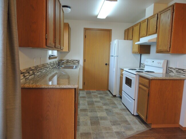 1301 W King St in Yakima, WA - Building Photo - Building Photo