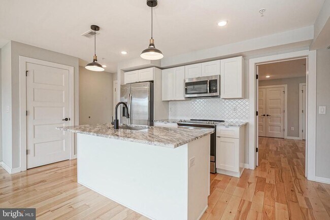 1710 Cambridge St in Philadelphia, PA - Building Photo - Building Photo