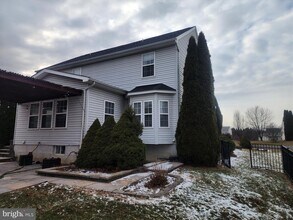 2850 Galaxy Dr in Chambersburg, PA - Building Photo - Building Photo