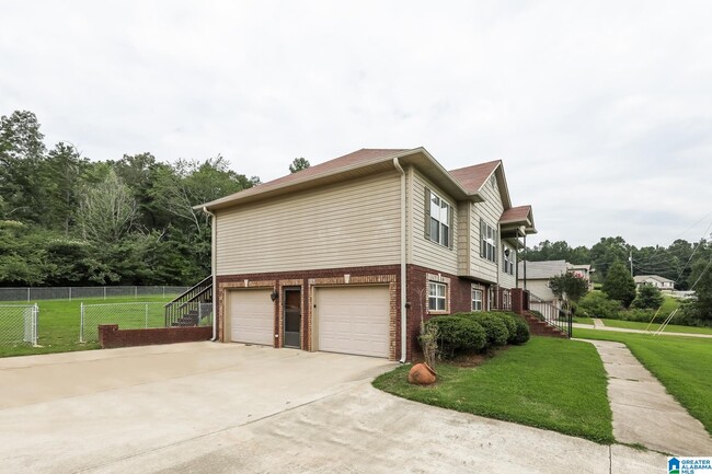 725 Starlite Dr in Odenville, AL - Building Photo - Building Photo