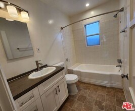 12219 Ocean Park Blvd in Los Angeles, CA - Building Photo - Building Photo