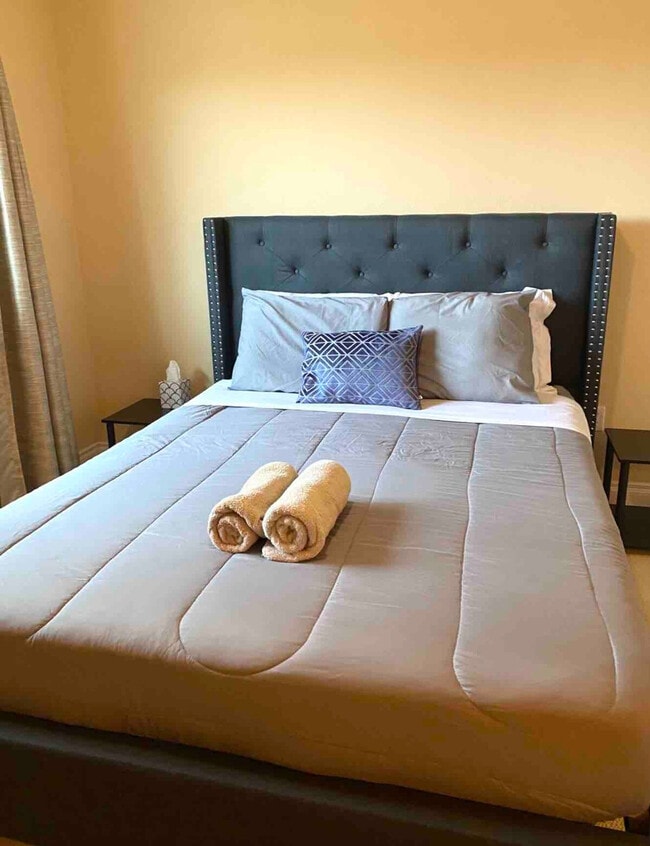 237 W 13th Ave in Anchorage, AK - Building Photo - Building Photo