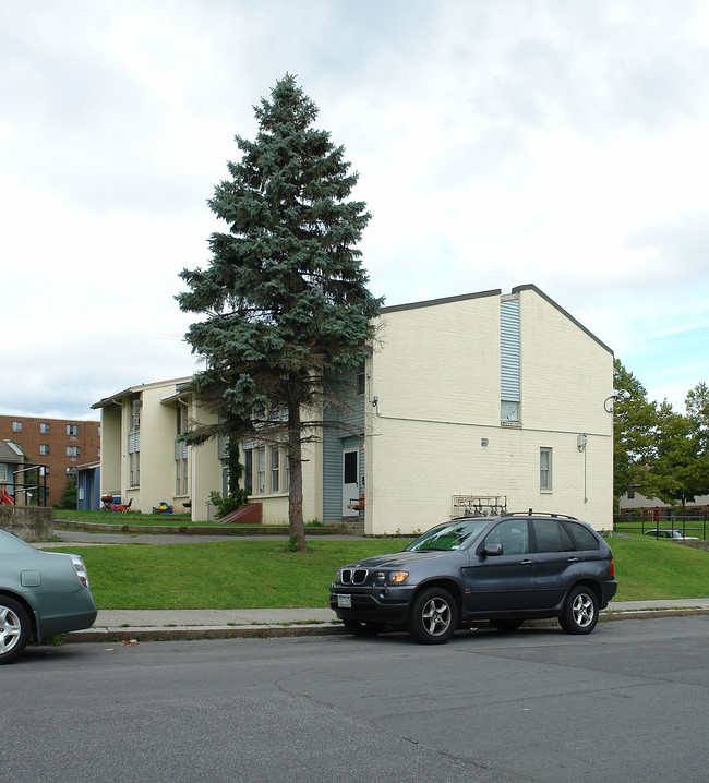 Columbia Apartments in Hudson, NY - Building Photo - Building Photo