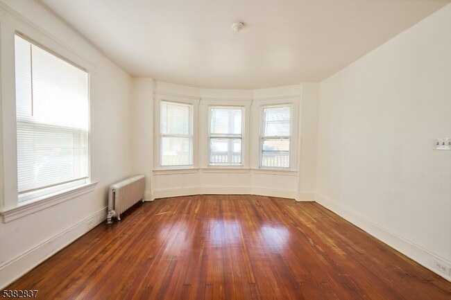 175 Madison Ave in Elizabeth, NJ - Building Photo - Building Photo