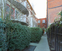 536 Chatham St in Victoria, BC - Building Photo - Building Photo