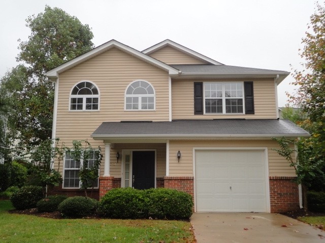 property at 1142 Briarwood Dr