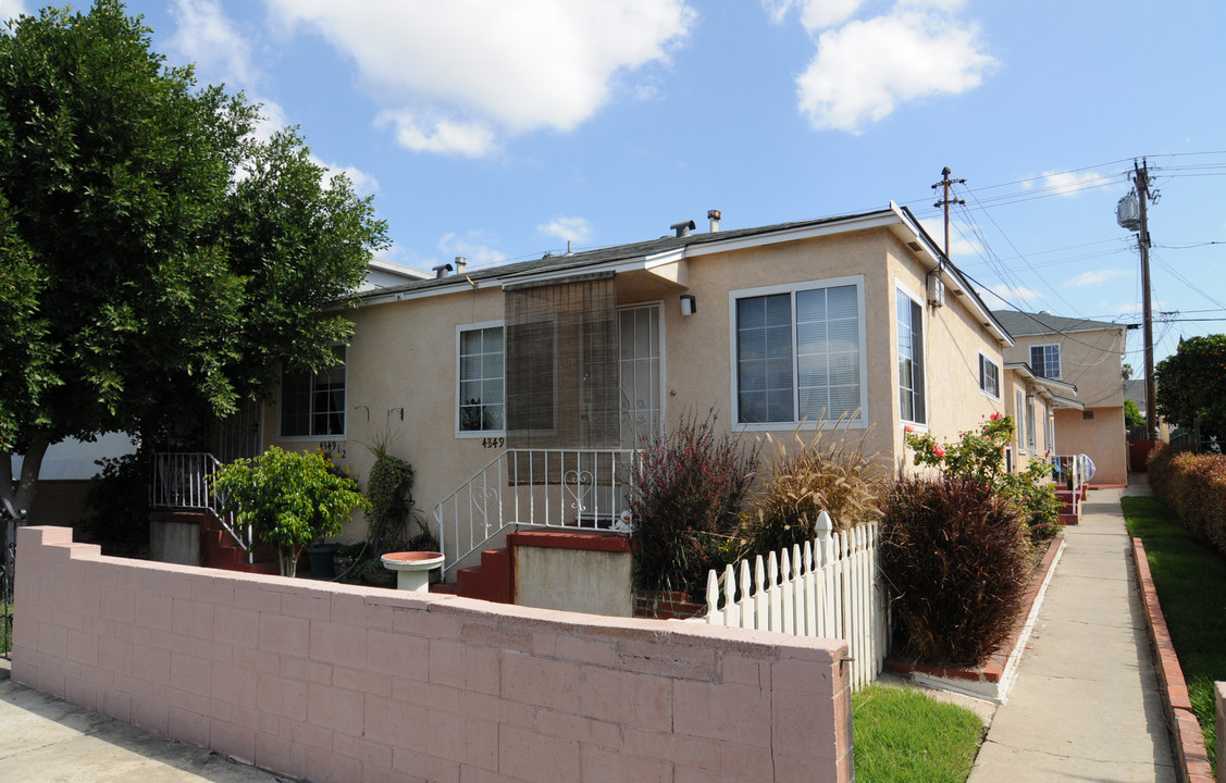 Talmadge in San Diego, CA - Foto de edificio