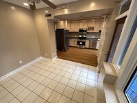 1638 15th St NW, Unit Middle Level in Washington, DC - Foto de edificio - Building Photo