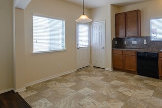 1716 Claremont Garden Cir in Houston, TX - Building Photo - Building Photo