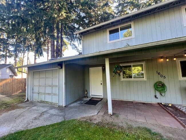 1605 16th Ct SE in Lacey, WA - Building Photo - Building Photo