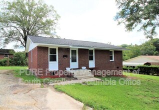 206 Sullivan St in Greenwood, SC - Building Photo - Building Photo