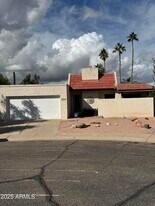 5520 N 77th Pl in Scottsdale, AZ - Building Photo