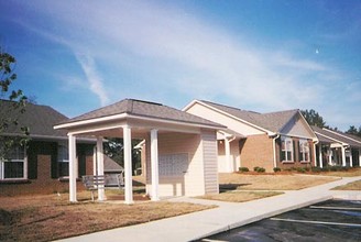 Lenox Station in Rockingham, NC - Building Photo - Building Photo