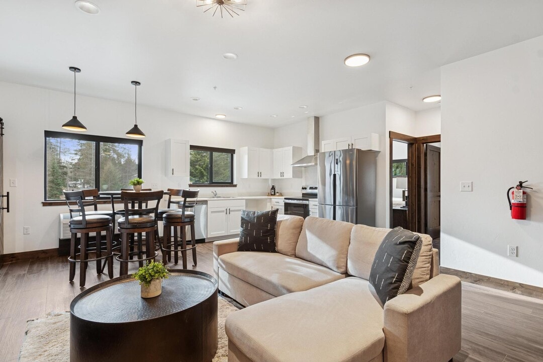 1010 Baker Ave, Unit 304 in Whitefish, MT - Building Photo