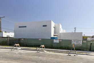 Park Avenue Apartments in San Ysidro, CA - Building Photo - Building Photo