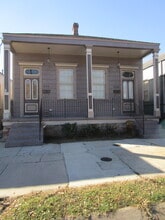 323 Elmira Ave in New Orleans, LA - Foto de edificio - Building Photo