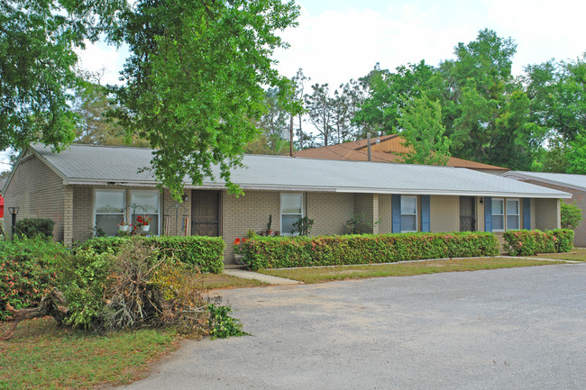 3651 Olive Rd in Pensacola, FL - Building Photo - Building Photo