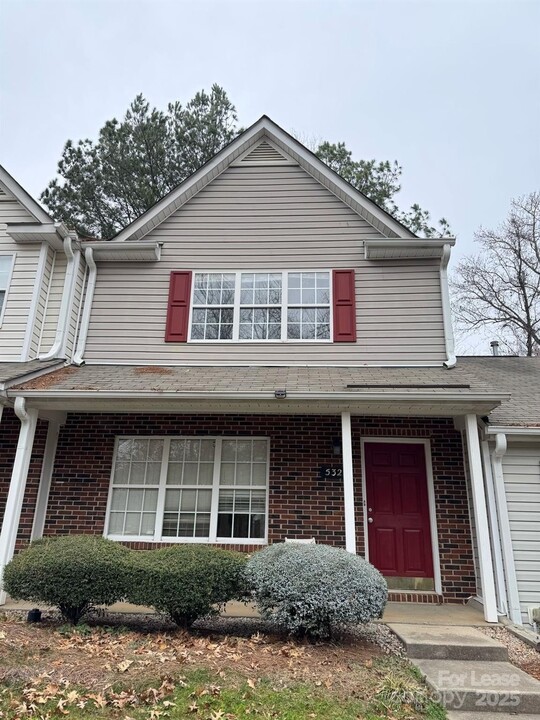 5321 Kimmerly Woods Dr in Charlotte, NC - Building Photo