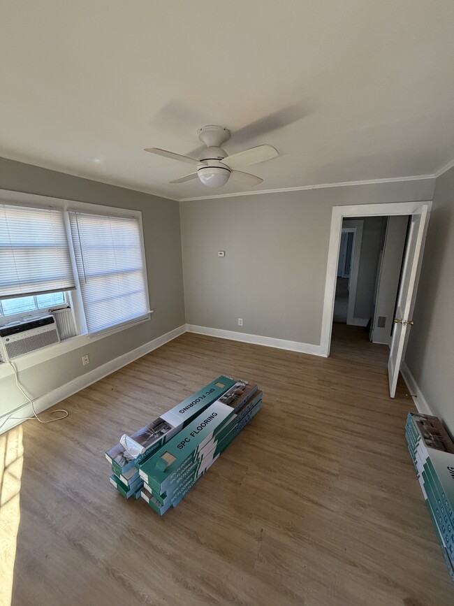 411 Birch St, Unit A in Sanford, NC - Foto de edificio - Building Photo