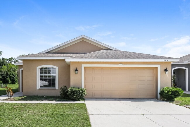 property at 6854 Glenbrook Dr