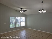 236 Rollins Dr photo'