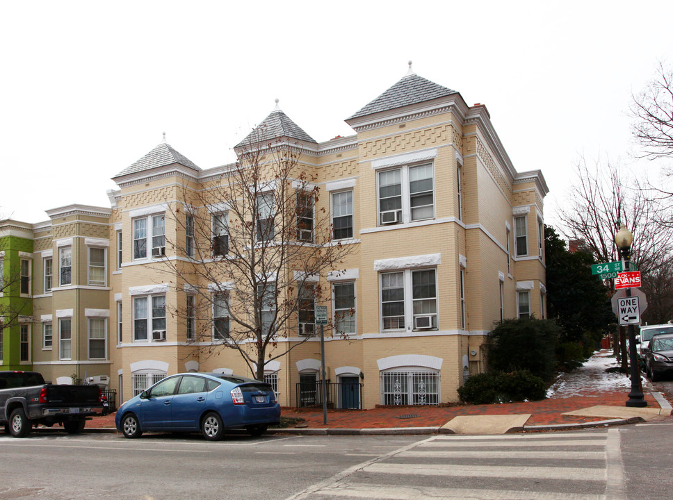 1528-1532 34th St NW in Washington, DC - Building Photo