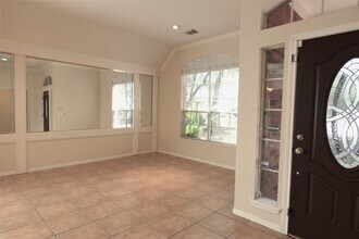 123 N Acacia Park Cir in Spring, TX - Foto de edificio - Building Photo
