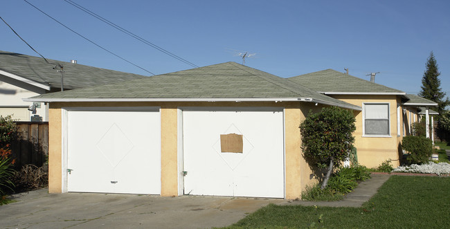 1479-1491 156th Ave in San Leandro, CA - Building Photo - Building Photo